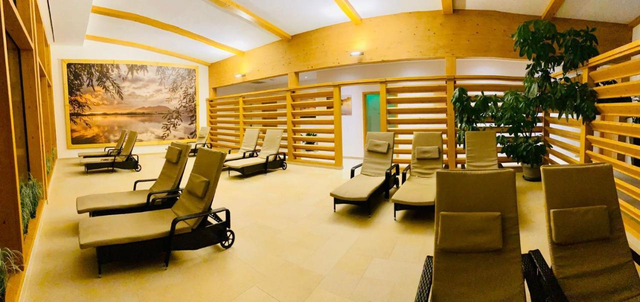 Hotel Nesselwanger Hof Экстерьер фото