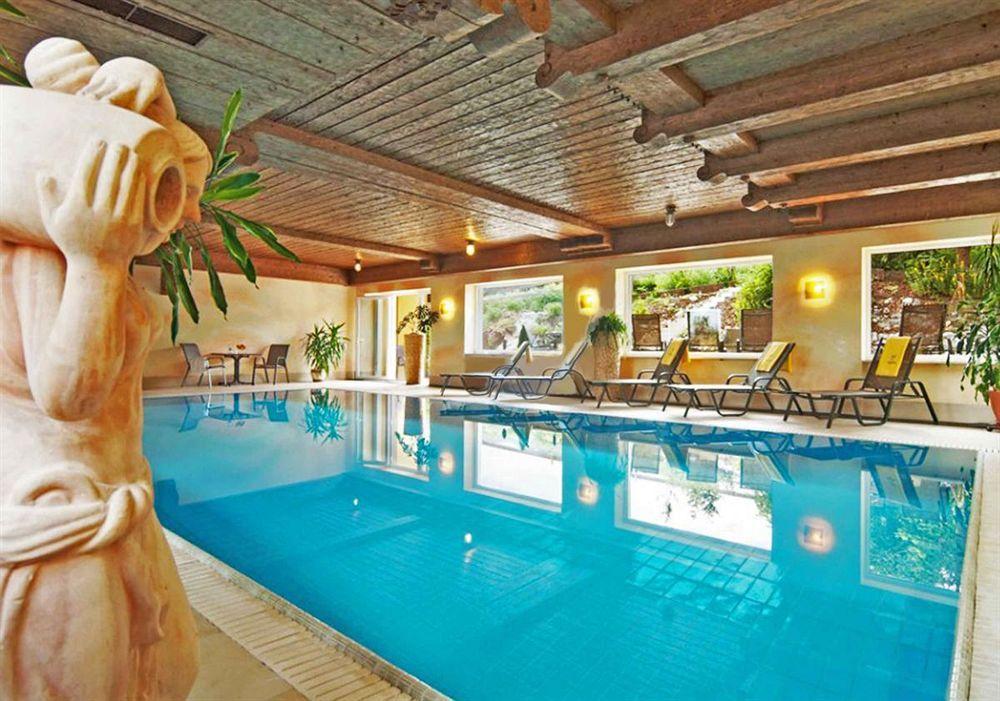 Hotel Nesselwanger Hof Экстерьер фото