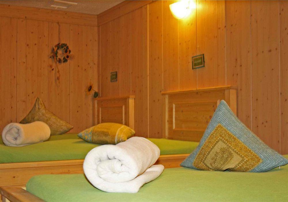 Hotel Nesselwanger Hof Экстерьер фото