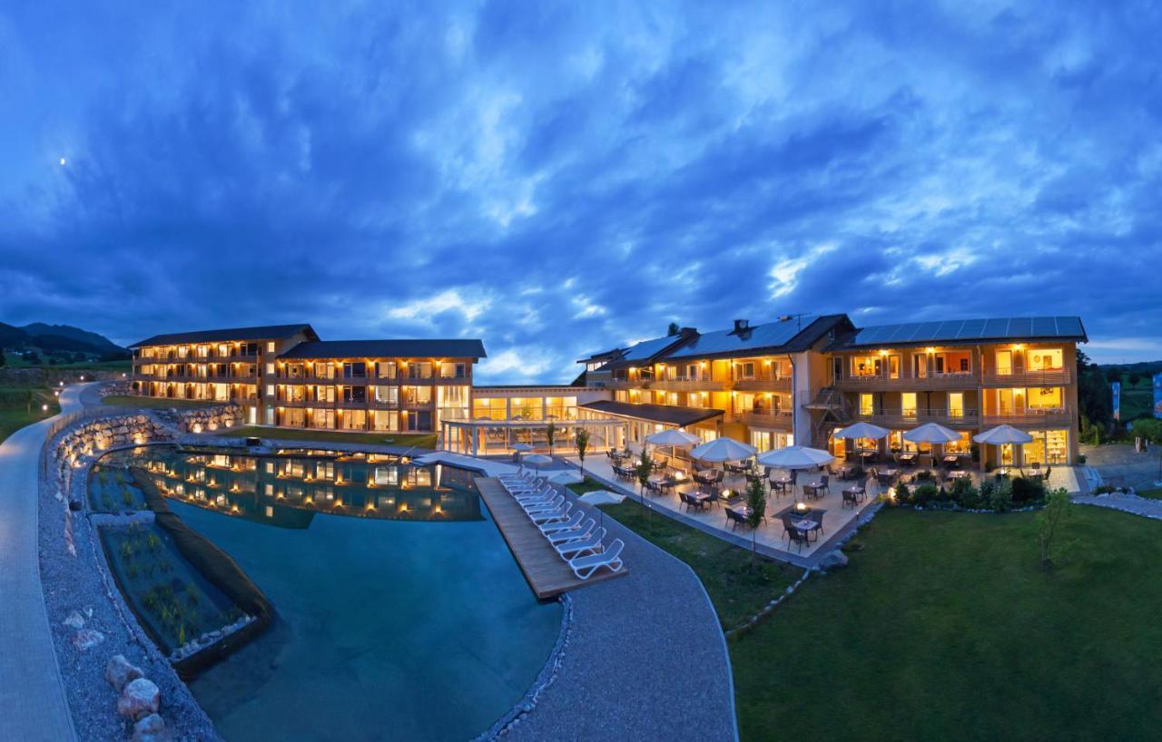 Hotel Nesselwanger Hof Экстерьер фото